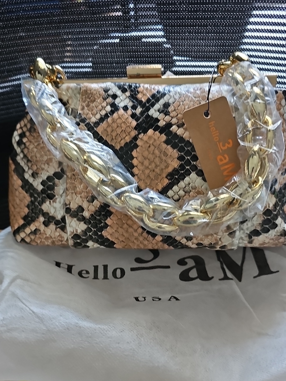 Python-Print Chain Handle Clutch – Tan/Black